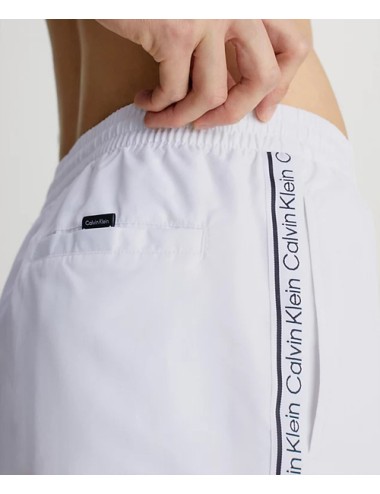 Ck - pantaloncini da bagno con cordoncino corto - logo tape km0km00811-ycd pvh classic white